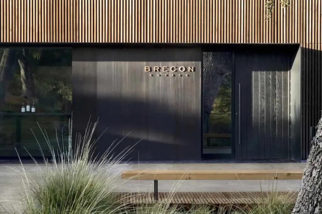 Brecon Estate entry